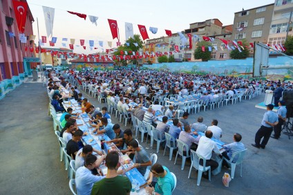 orucreis_mahallesi_iftar