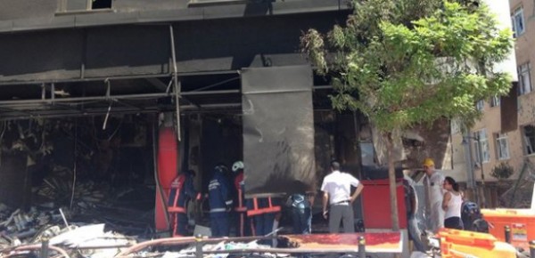 zeytinburnundaki_patlamadan_kotu_haber