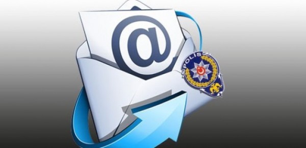 5_ildekilerin_e_postalarini_takibe_almislar