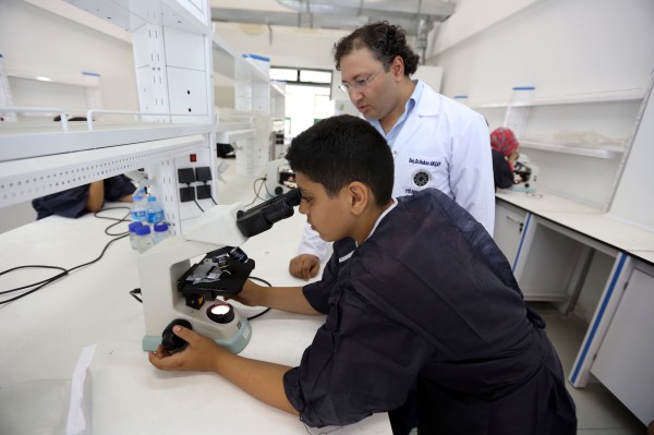 cocuk_universitesi_mikroskop_hucre