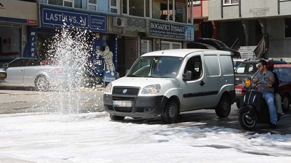 eyup_kopuk_yolu_kapladı