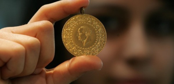 elinde_altini_olanlar_dikkat