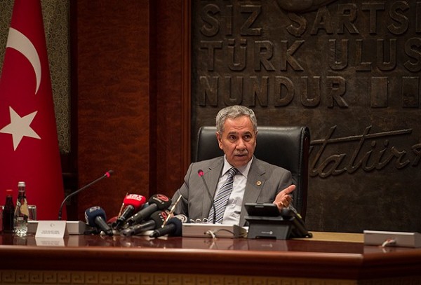 bulent-arinc-metruk-binalar-yikilmali