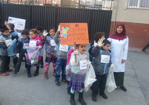 esenler-ayvalidere-ilkogretim-cevre-temizligi-1