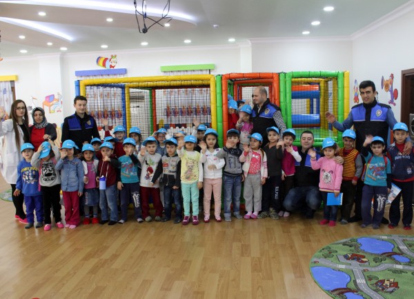 polis_haftasi_esenler